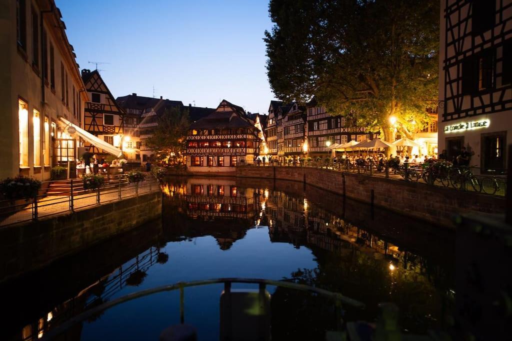 Ferienwohnung La Maison De L'Eclusier Straßburg Exterior foto